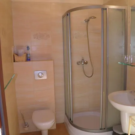 Apartament Z Ogrodkiem Kolobrzeg Exterior photo
