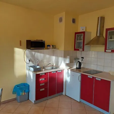 Apartament Z Ogrodkiem Kolobrzeg Exterior photo