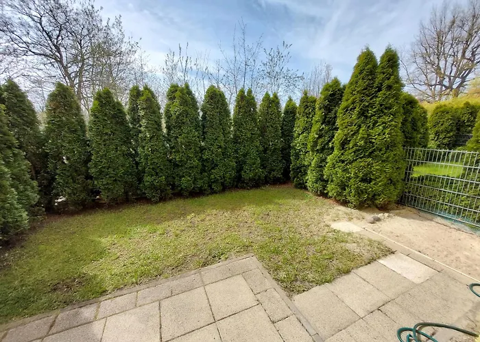 Apartament Z Ogrodkiem